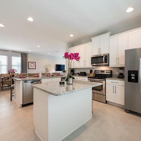 Vibrant Home By Rentyl Near Disney With Private Pool, Foosball Table & Resort Amenities - 7418M Orlando Ngoại thất bức ảnh